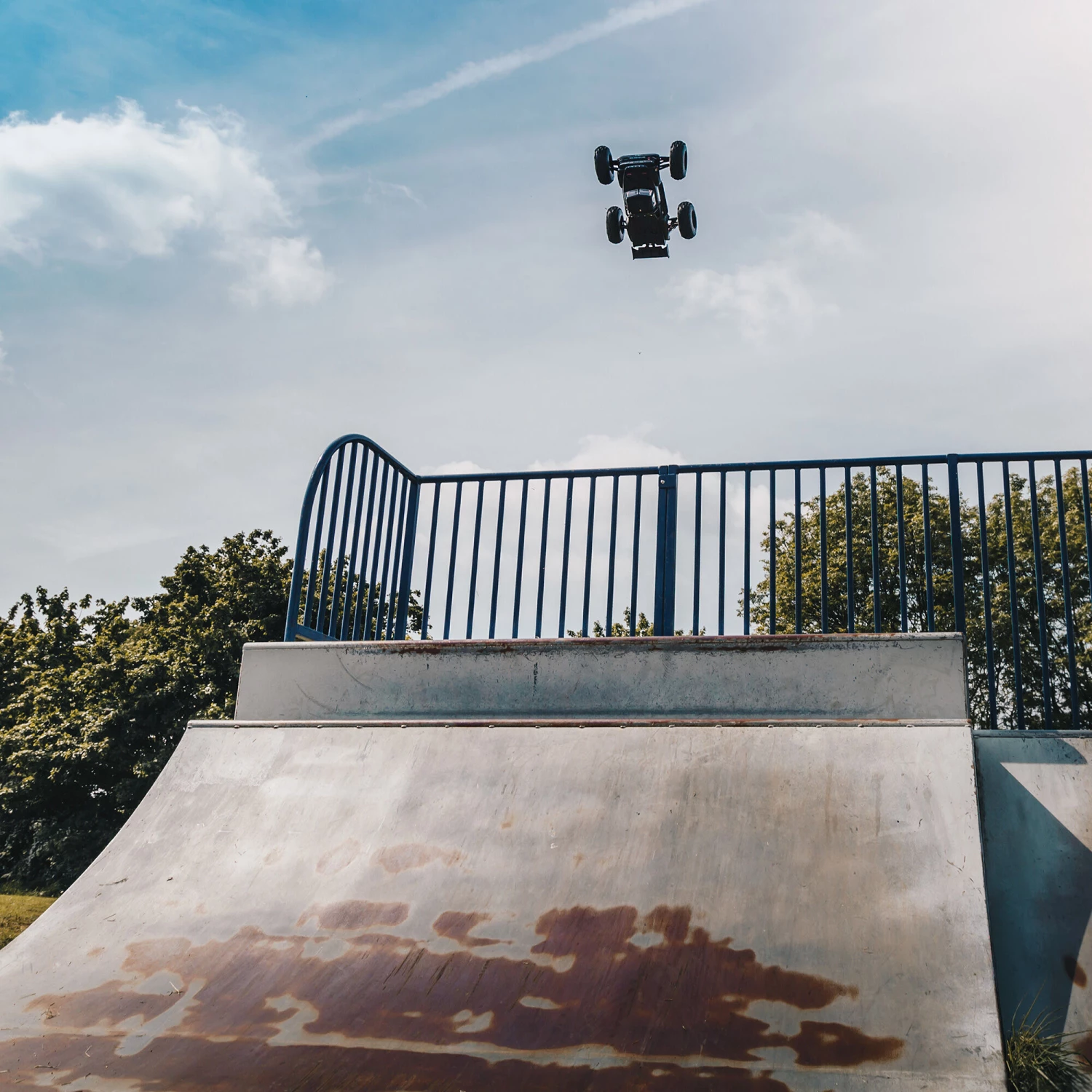 Flash Sale โ๏ธ ARRMA 1/8 NOTORIOUS 6S V5 4WD BLX Stunt Truck with Spektrum Firma RTR, Black ๐ 7 Flash Sale โ๏ธ ARRMA 1/8 NOTORIOUS 6S V5 4WD BLX Stunt Truck with Spektrum Firma RTR, Black ๐ - Image 7