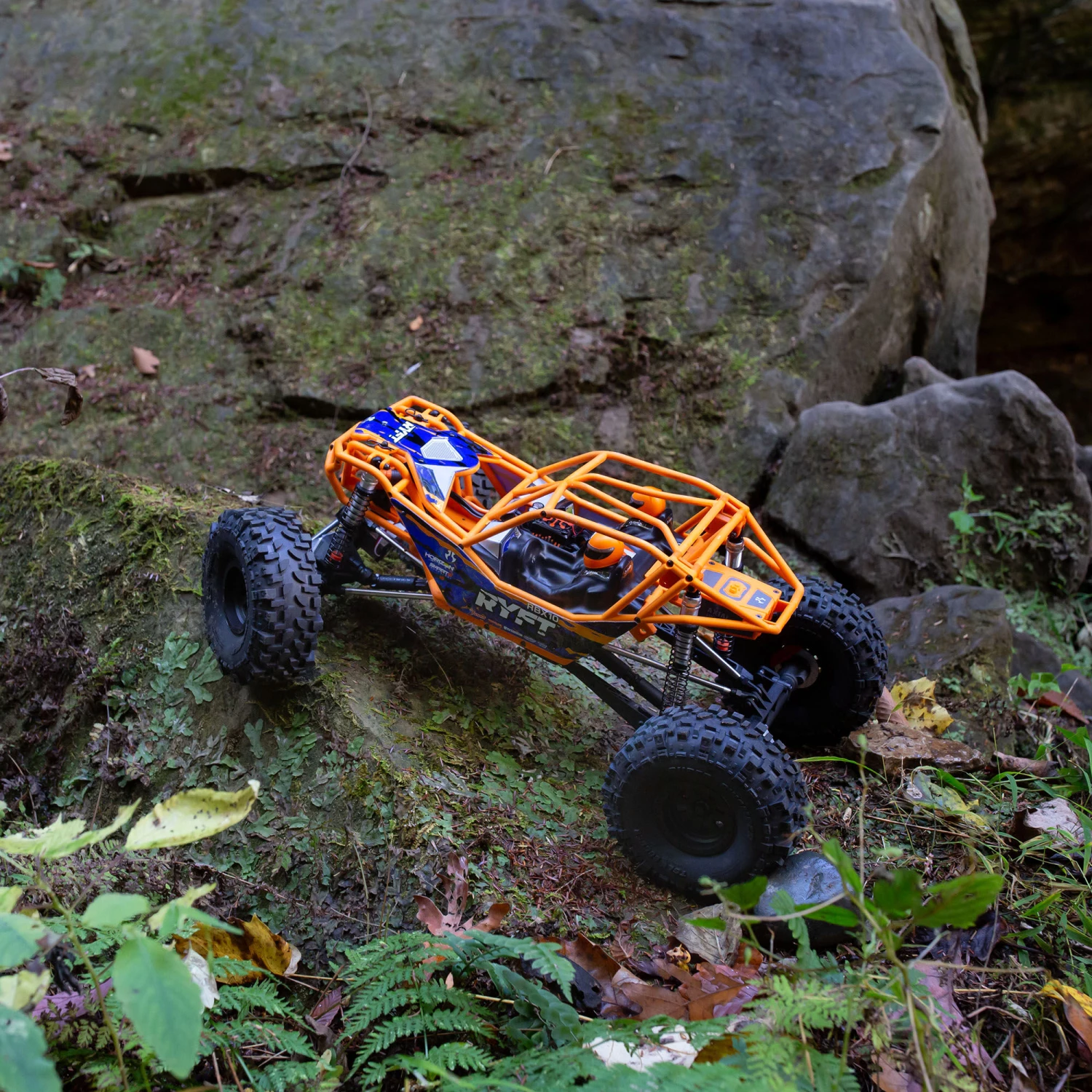 Brand new 👏 Axial 1/10 RBX10 Ryft 4WD Brushless Rock Bouncer RTR, Orange ❤️ 16 Brand new 👏 Axial 1/10 RBX10 Ryft 4WD Brushless Rock Bouncer RTR, Orange ❤️ - Image 16