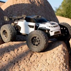 Budget ❤️ Redcat Racing 1/8 Kaiju 4WD 6S Brushless Monster Truck RTR, White 🔔 -Cheap RC Cars And Trucks Store RER14420 A12 H4065DRK